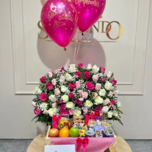 Desayuno sorpresa con rosas surtidas y globos con helio