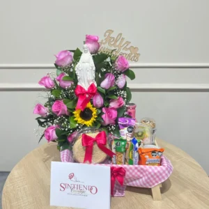 Desayuno sorpresa con rosas, girasol y virgen en marmolina