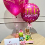Desayuno sorpresa con globos con helio
