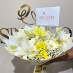 Bouquet de lirios y margaritas