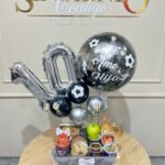 Desayuno con torta y globos